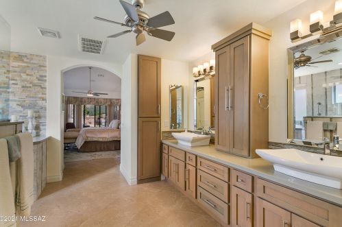 63330 Cat Claw Ln, Tucson AZ 85739-1267 exterior