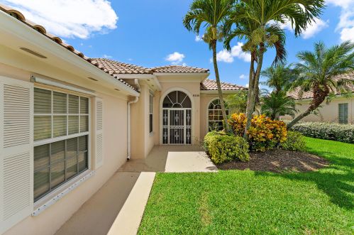 8485 Palm Hammock Ln, Hobe Sound, FL 33455-8227