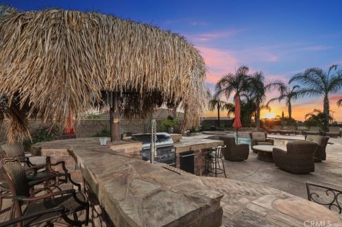 888 Highridge St, Riverside CA  92506-7564 exterior