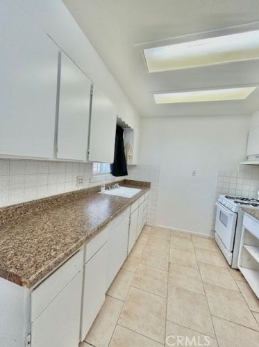 32821 Valley View Ave, Lake Elsinore, CA 92530-4634