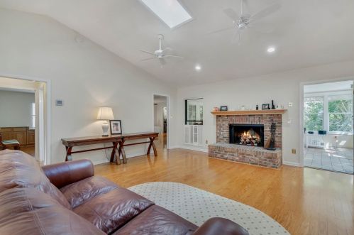 935 Versailles Cir, Maitland FL  32751-4565 exterior