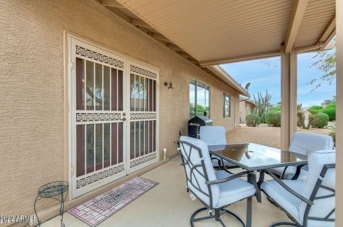 1492 Westchester Dr, Chandler AZ 85249-5091 exterior