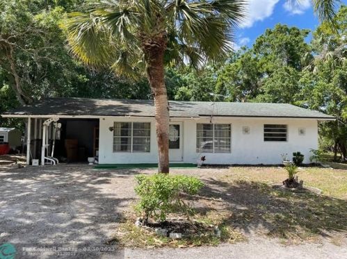 4635 56th Ave, Vero Beach, FL 32967-4449