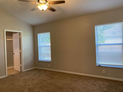 1012 Longfellow Rd, Fort Pierce FL  34953-2329 exterior