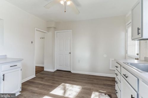 212 Broadway, Gloucester NJ  08030-1103 exterior