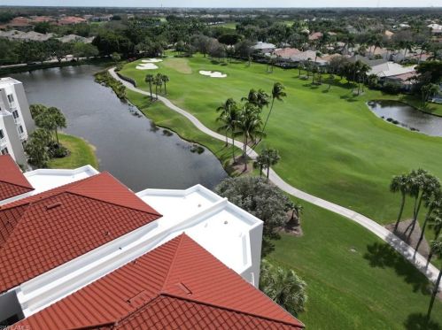 1610 Clermont Dr, Naples FL  34109-0302 exterior
