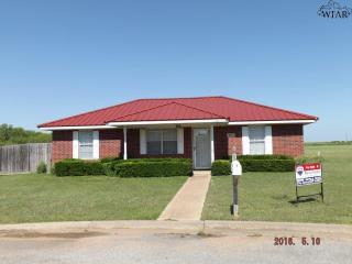 112 Tumbleweed Ct, Henrietta, TX 76365-2400