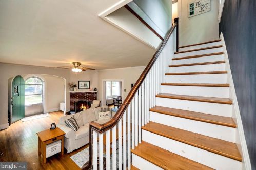 142 Main St, Bowling Green VA  22427-9425 exterior