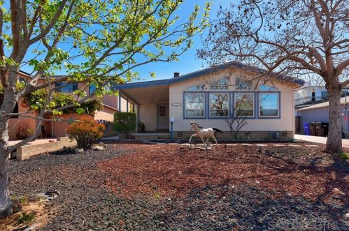 1961 Frankfort St, San Diego, CA 92110-3408