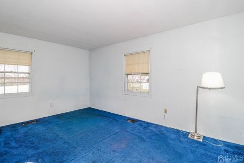 4 Cymbeline Dr, Old Bridge NJ  08857-2704 exterior