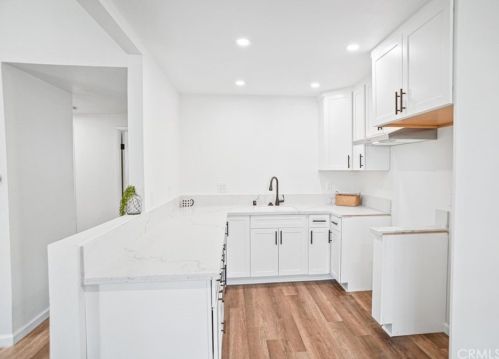 19221 Avenue Of The Oaks, Santa Clarita, CA 91321-4769