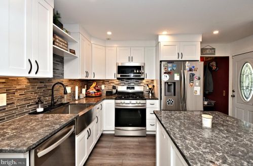 311 Independence Rd, Norristown PA  19403-4021 exterior