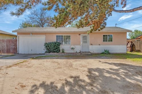 7705 Walnut Ave, Winton, CA 95388-9100