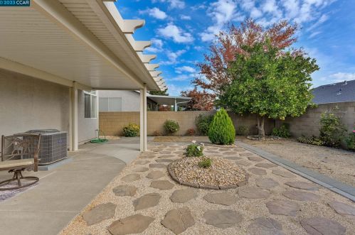 373 Bartlett Ln, Vacaville CA  95687-3128 exterior