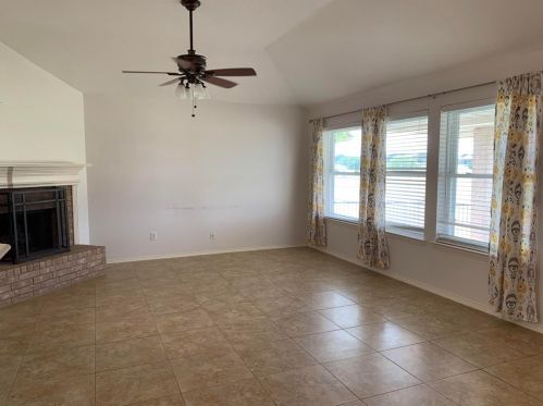1222 Shenandoah Dr, Allen TX  75002-3639 exterior