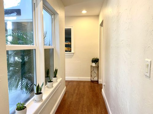 250 10th St, Delray Beach FL  33444-4048 exterior