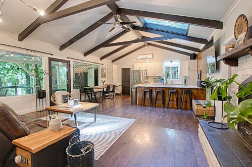 10837 Lompico Rd, Lompico CA  95018-8923 exterior