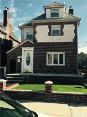 13321 226th St, Jamaica, NY 11413-1735