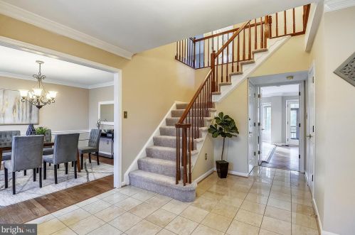 11874 Fawn Ridge Ln, Herndon, VA 20194-1116