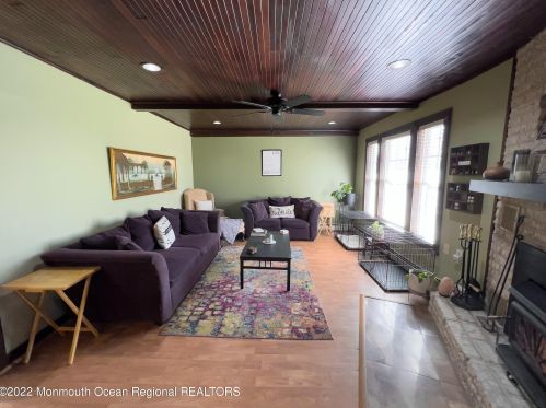 475 Toms River Rd, Jackson Twp NJ  08527-3722 exterior