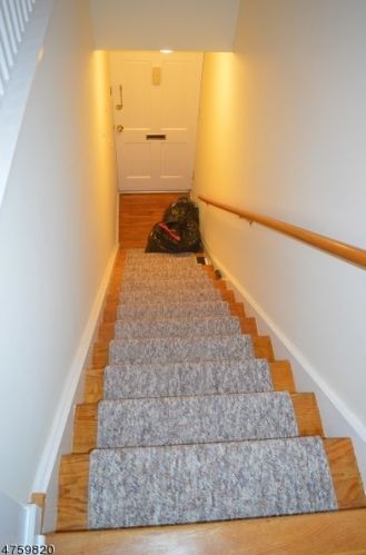 106 Pitney Pl, Morristown, NJ 07960-6193