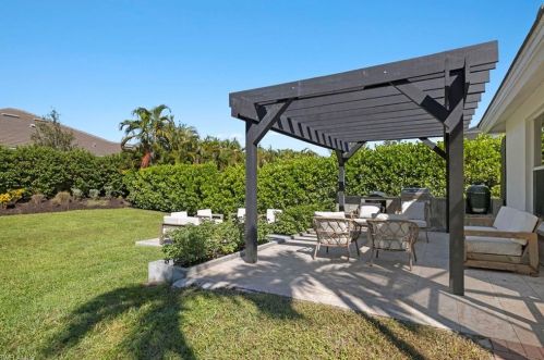 9660 Wilshire Lakes Blvd, Naples, FL 34109-0750