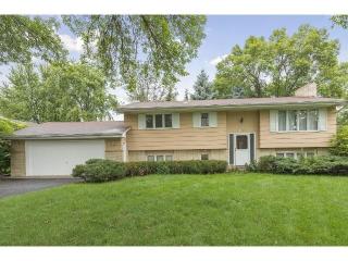 1385 Brenner Ave, Saint Paul, MN 55113-1604