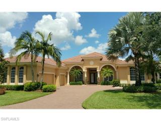 968 Glen Lake Cir, Naples, FL 34119-2313