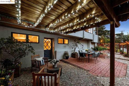 6730 Heartwood Dr, Oakland CA  94611-2337 exterior