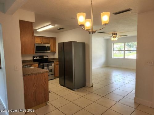 2552 Stratford Dr, Cocoa FL  32926-4318 exterior