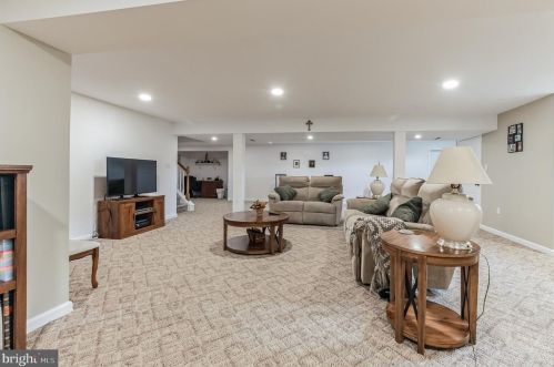 621 Glen Run Dr, Steelville PA  19310-9450 exterior