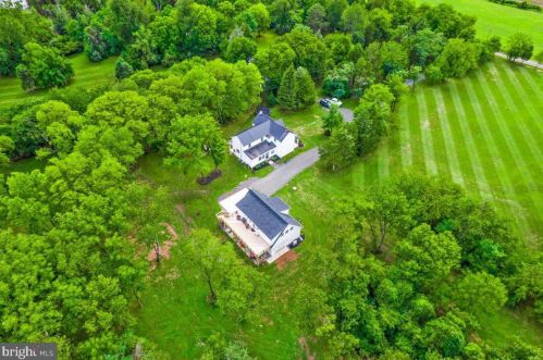 10719 Kettle Run Rd, Nokesville VA  20181-1715 exterior