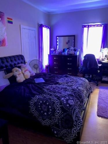 34 Lincoln St, New Britain CT 06052-1638 exterior