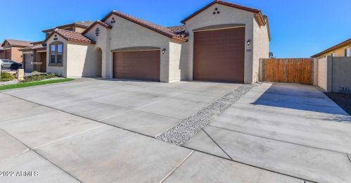 22457 183rd Ln, Sun City, AZ 85387-7913