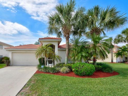 1551 Club Dr, West Palm Beach, FL 33414-1080