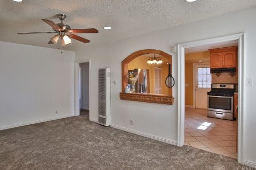 3863 Witt Ave, Riverside, CA 92501-1551