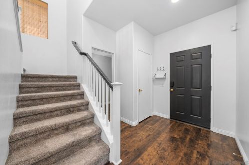 30058 Laurel Creek Dr, Temecula CA  92591-3617 exterior