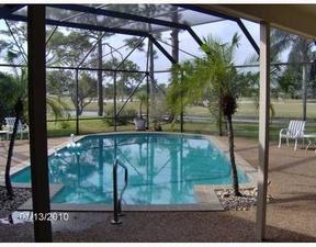 147 Country Club Dr, Jupiter, FL 33469-2007