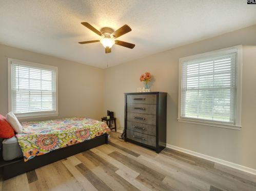 2309 Camelia St, Cayce-West Columbia SC  29033-2509 exterior