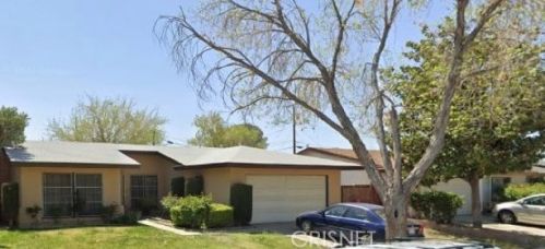 714 Avenue, Lancaster CA 93534-7428 exterior