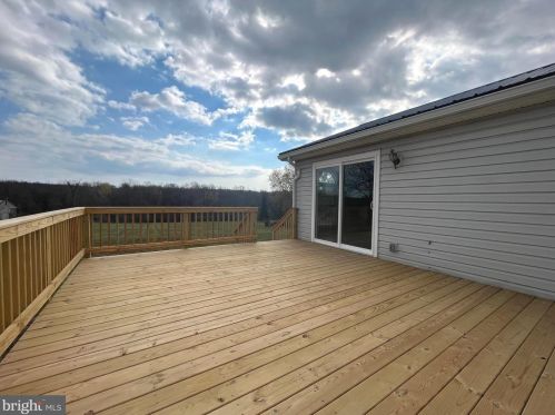 2037 Dominion Rd, Gerrardstown WV  25420-4200 exterior