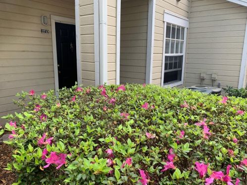 1035 Hiawassee Rd, Orlando, FL 32835-1716