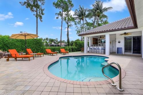 9925 Clear Lake Cir, Naples, FL 34109-0788