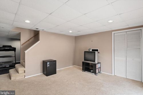 9 Conley Ln, Etters PA  17319-9015 exterior