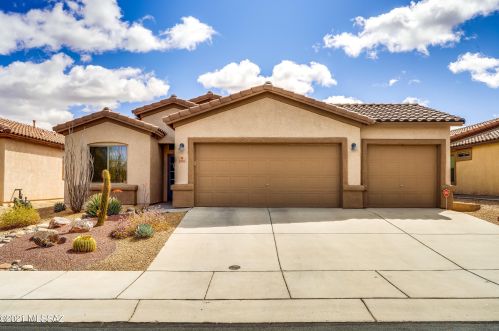 8756 Finfrock Dr, Tucson, AZ 85743-5550
