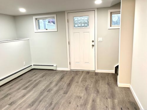 45 Manhasset Rd, Scotts Beach NY  11789-2919 exterior