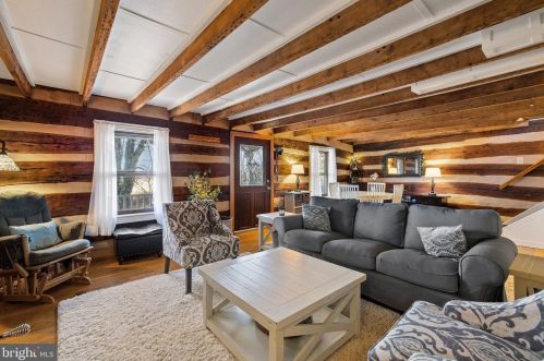 39580 Lovettsville Rd, Lovettsville VA  20180-2008 exterior