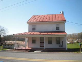 228 Mountain Trail Rd, Stricklerstown, PA 17073-8828