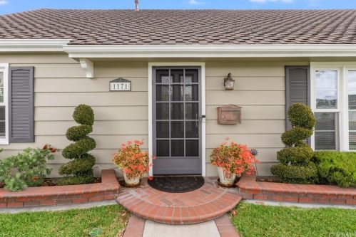 1171 Hart St, Orange, CA 92867-6243