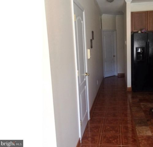 290 Byberry Rd, Philadelphia PA  19116-4027 exterior